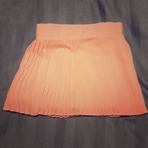 Girls NWT 3-6 month old pink pleated chiffon skirt